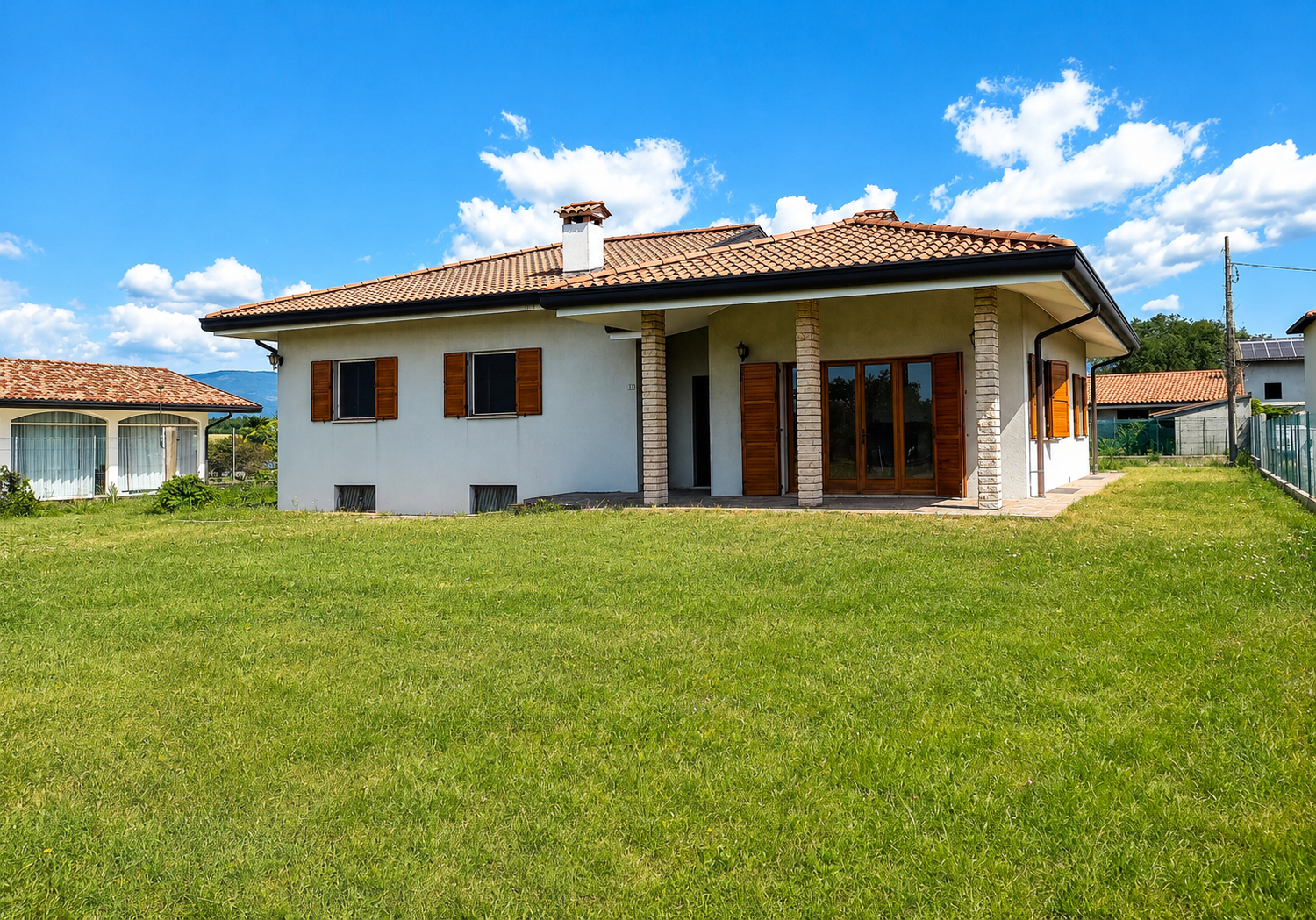 VILLA INDIPENDENTE CON GIARDINO - Slideshow 1